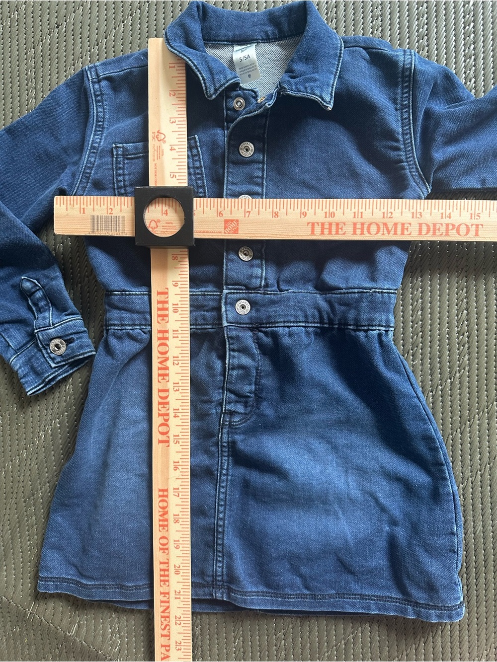 OshKosh B'gosh Girls Blue Denim Shirt Dress 5T Collared Long Sleeve Pocket - Picture 6 of 6